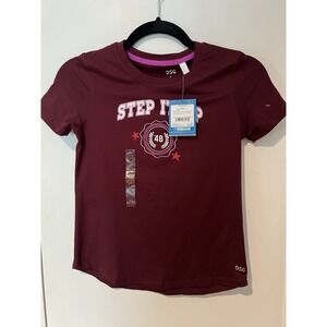 NWT DSG Movement Tee Girls Team Burgundy Athletic Top Size Small Step it Up